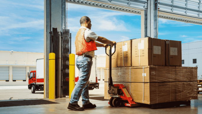 Pallet Truck Safety Guidelines for Smooth Operations - Material ...